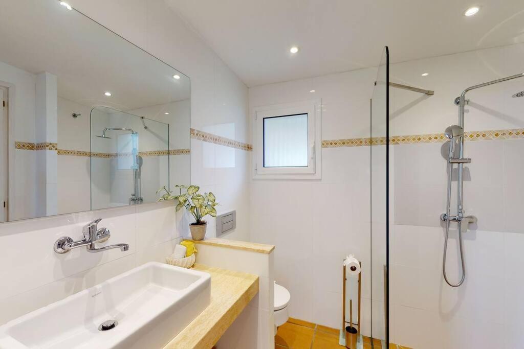 Lesal Villas Rentals, Villa Mar Azul, Tossa De Mar Dış mekan fotoğraf